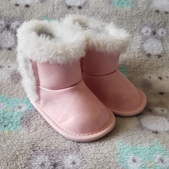 Carter's Pink Fur Boots 0-3M - Picture 2 of 6